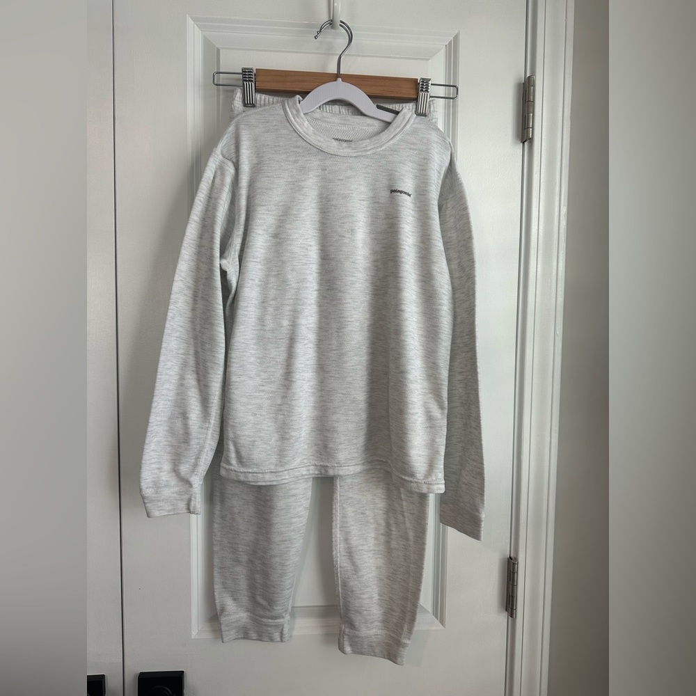 Vintage Patagonia Kids Capilene Baselayer Pants & Top Light Gray Size 12
